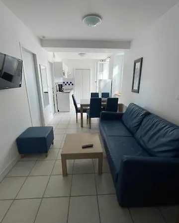 Odesia Horizons Re شقة